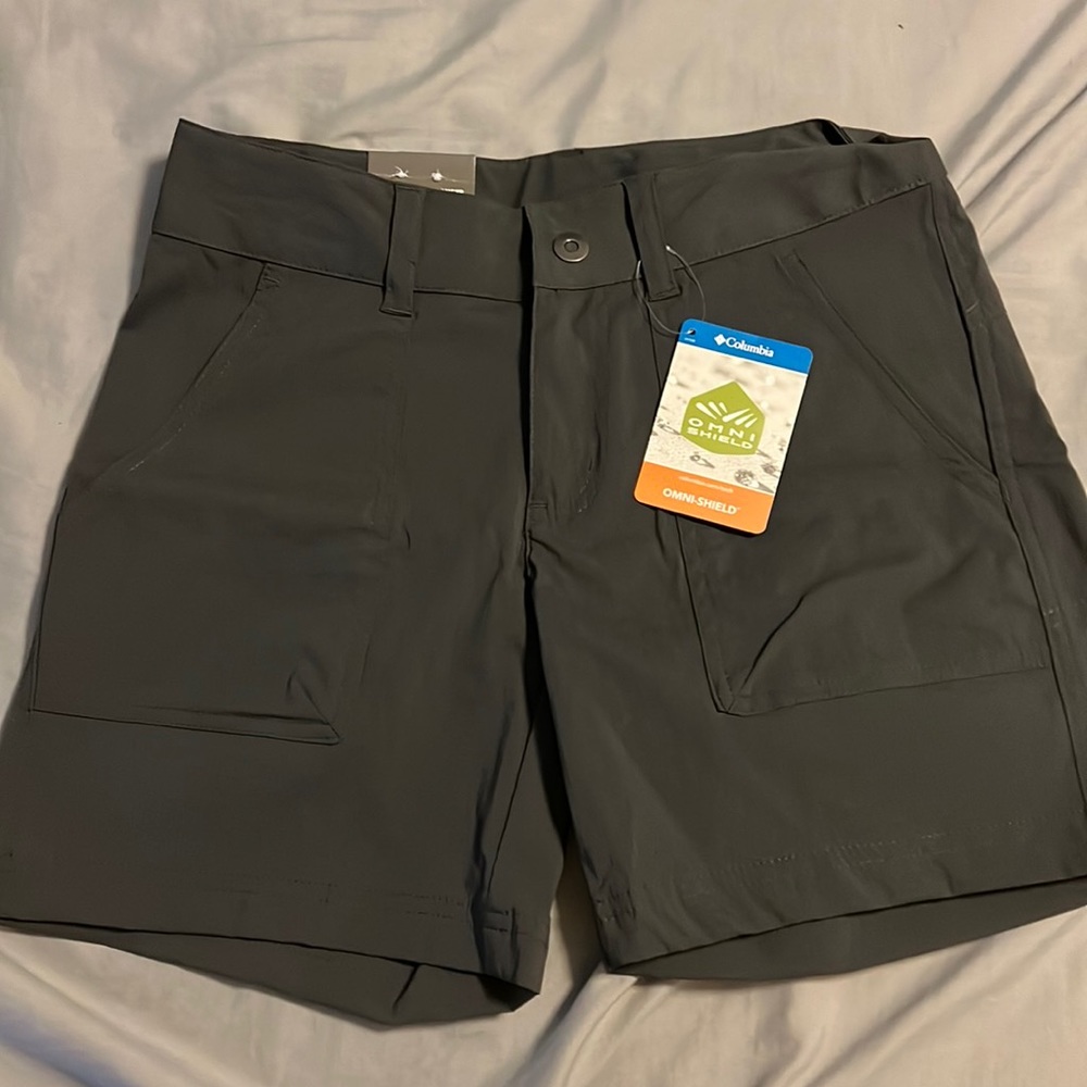 Columbia shorts